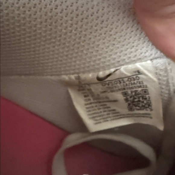 Nike Women's White and Pink Sneakers - Picture 2 of 4